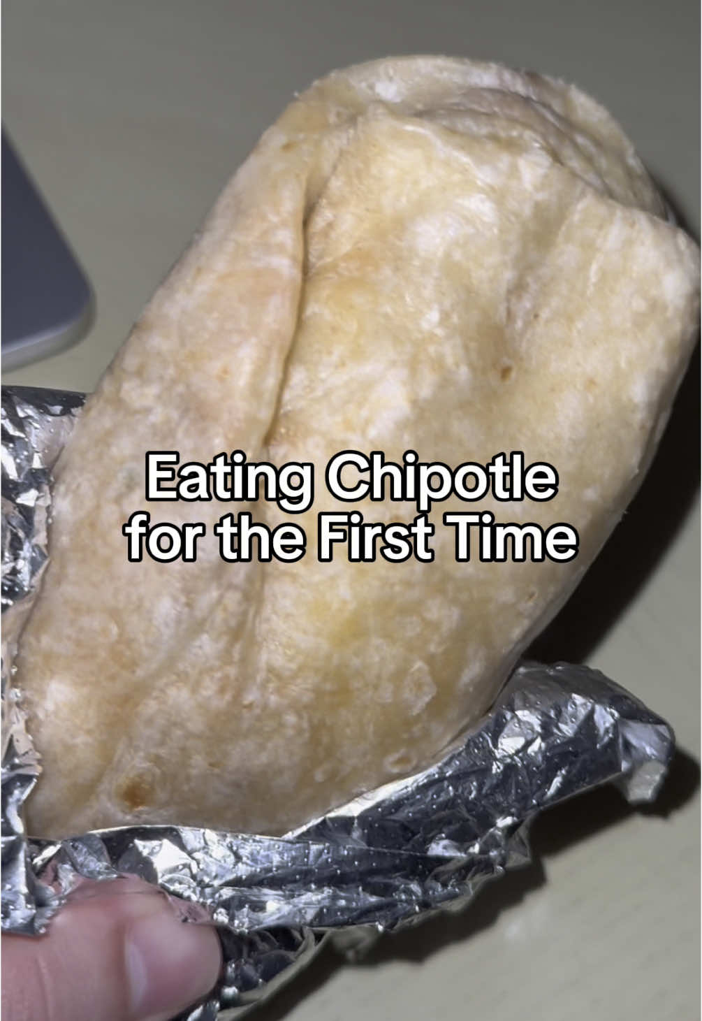 EATING CHIPOTLE FOR THE FIRST TIME 👀 #chipotle #fyp #food #foodreview #review #fastfood #cheesy #healthy #queso #mexican #tastetest #yummy #omg #cava #nyc #honestreview #asmr #mexicanfood #spicy #chips #foodhacks #foodhack 