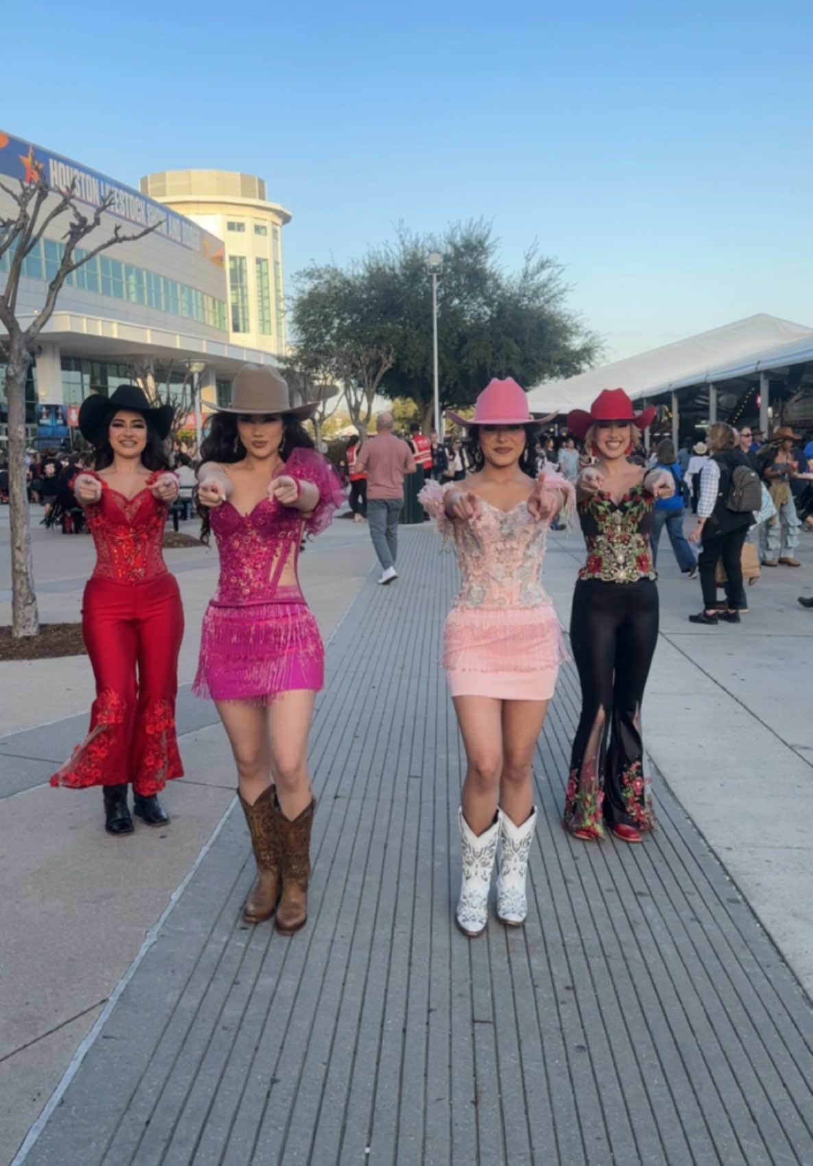 Rodeo fun ✨💕 #rodeo #quince #quinceañera 