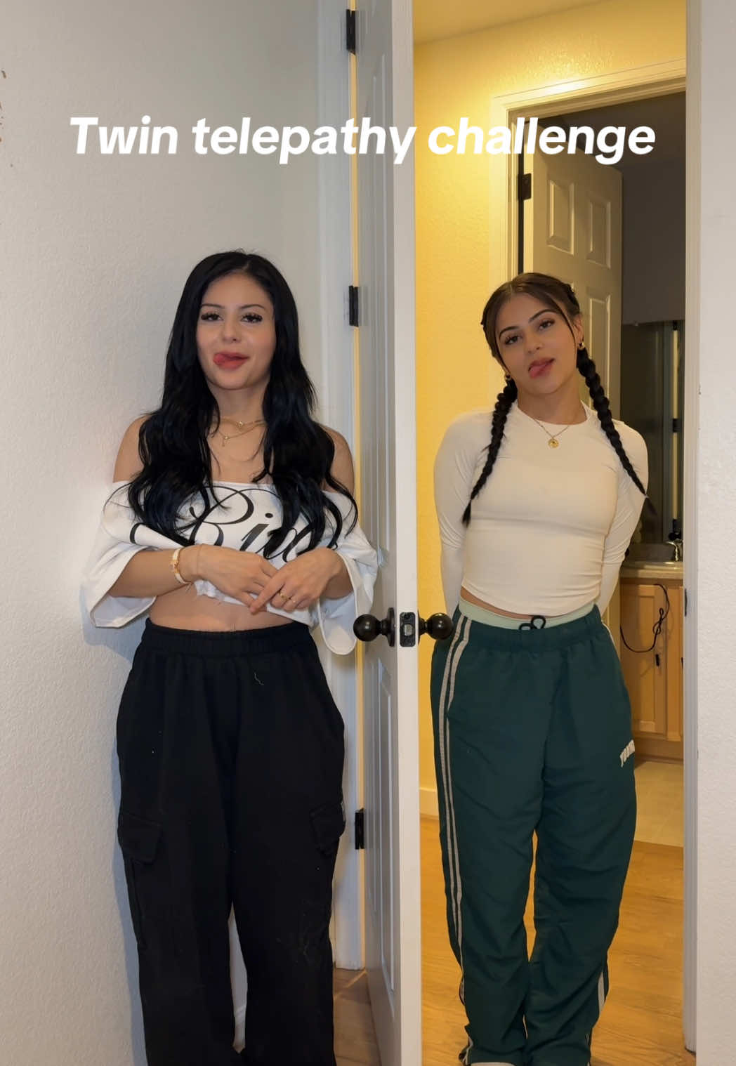 Are we real twins? #twintelepathy #wendyortiz 