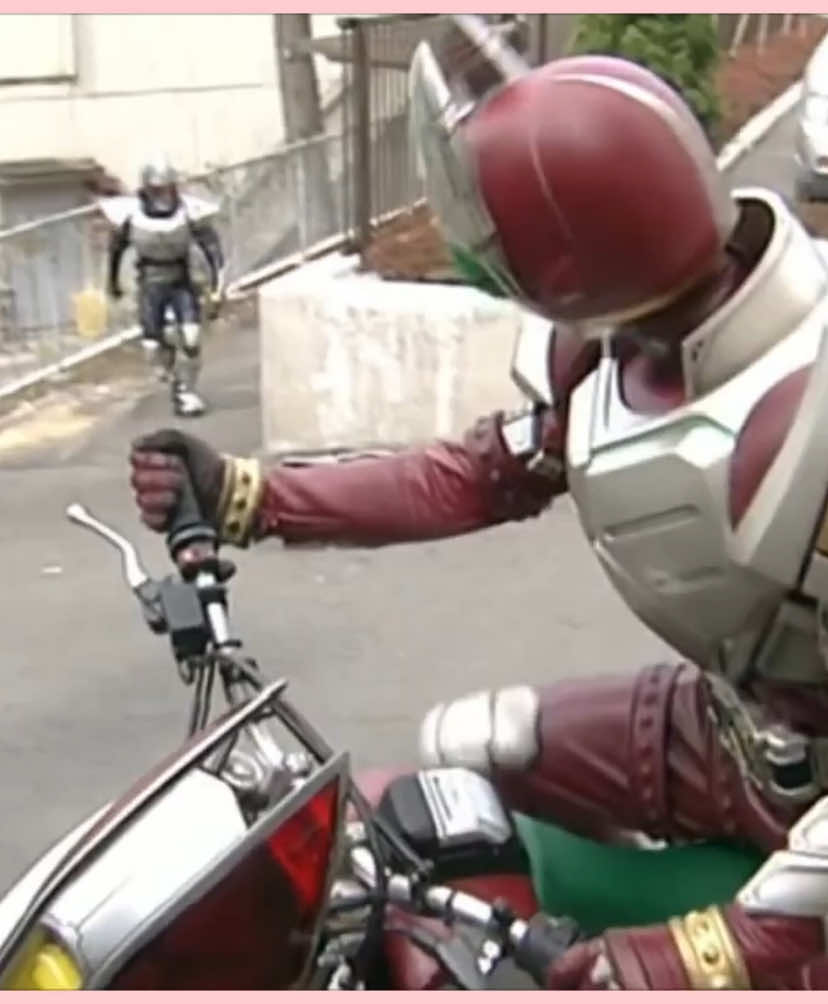 a qualidade ta tão ruim que era melhor ter editado num microondas #kamenriderblade #kamenrider #foryoupage #fyy 