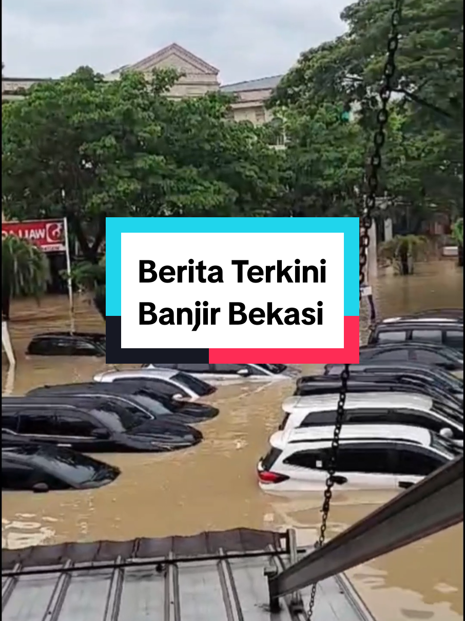 BANJIR BEKASI. Setelah Bencana Banjir Bandang Puncak Bogor, Kini Banjir Menimpa Masyarakat di Wilayah Bekasi. Beberapa Wilayah Tergenang air Banjir. Semoga Air segera surut. dan Warga bs beraktifitas kembali. dan Semoga di berikan Ketabahan & kesabaran menghadapi Bencana/Musibah ini. Aamiin #bencanaalam #banjirbandang #banjir #bekasi #banjirkiriman #banjirbogor #puncakbogor #bogor #musibah #disaster #flood #water #beritaviral #beritatiktok #beritahariini #beritaterkini #breakingnews #sungai #ciliwung #jakarta #banjirjakarta 