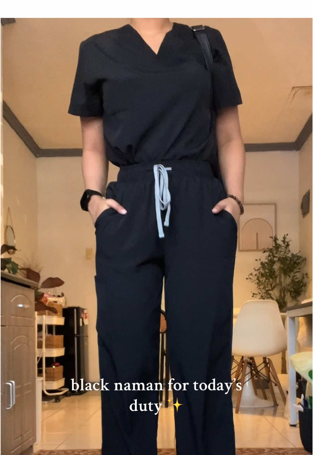 Black scrubs for today’s duty #scrubsuit #scrubs #nurse #dental #medtech #medical #spa #radtech #salon 