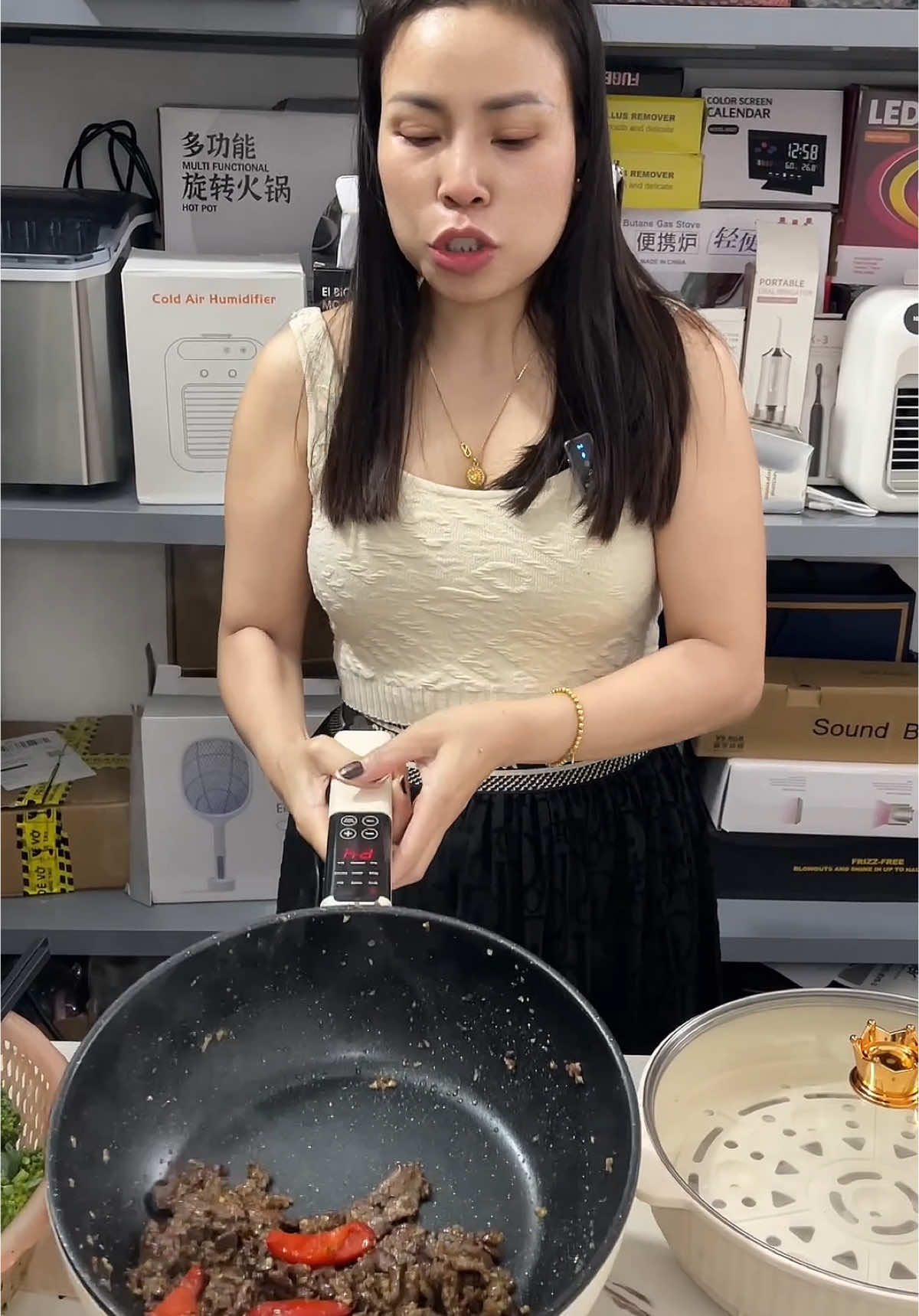 Không phải là 600, mà cũng không phải 500 ngày hôm nay chỉ có 350 cho nồi điện 2 tầng dung tích 4 lít #noidiendanang #noidien2tang #noidien #xuhuong #hahienhoa1 #thinhhanh #tienichgiadinh #tienichcuocsong #tienichthongminh #giadungtienich #giadungthongminh 