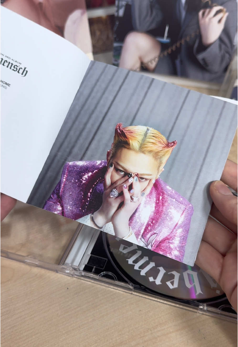 Let’s unbox Übermensch album jewel version 7 ⭐️ #GDRAGON #GD #Übermensch #위버맨쉬