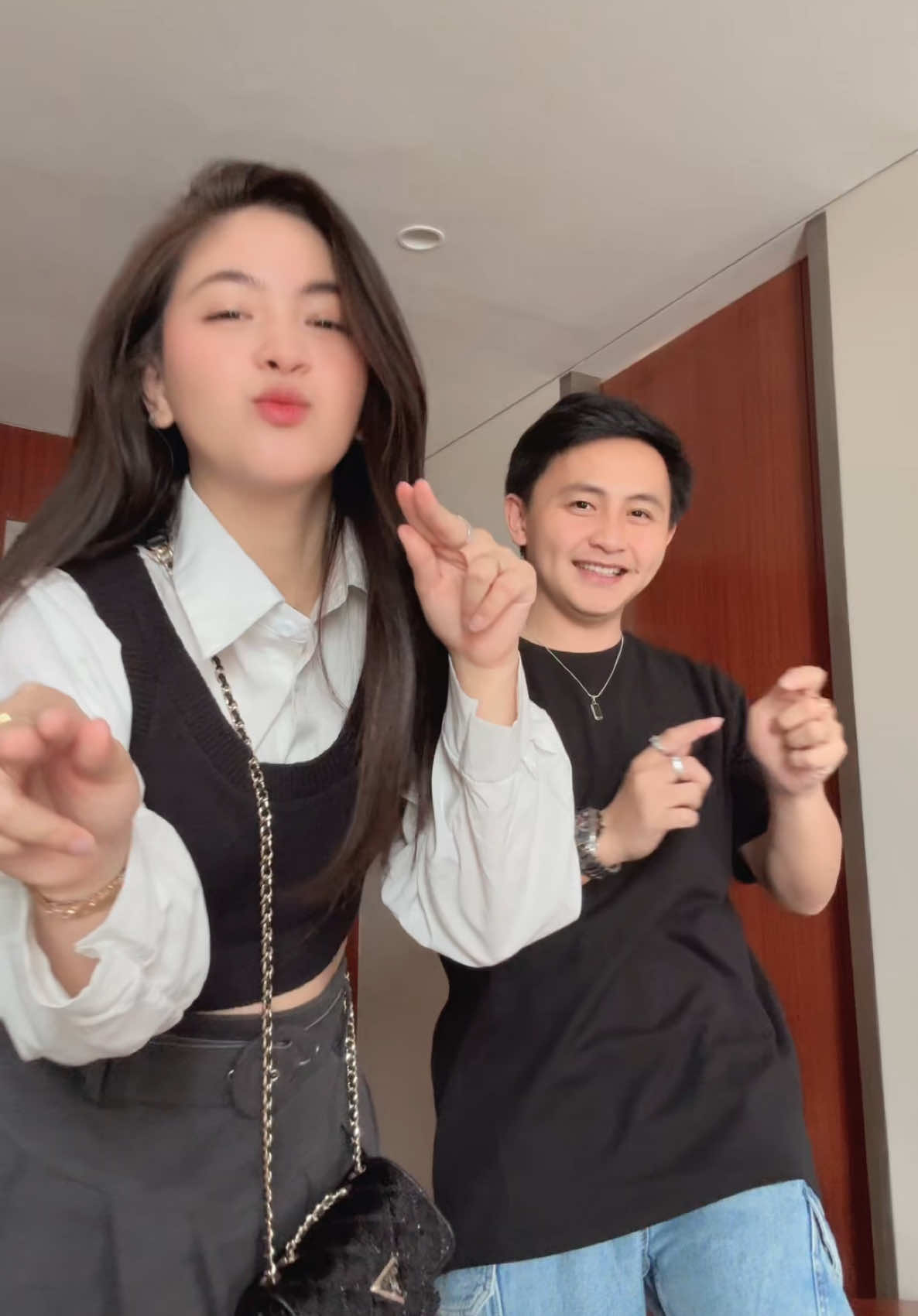 mlah keasikan @RIVEL 🤣