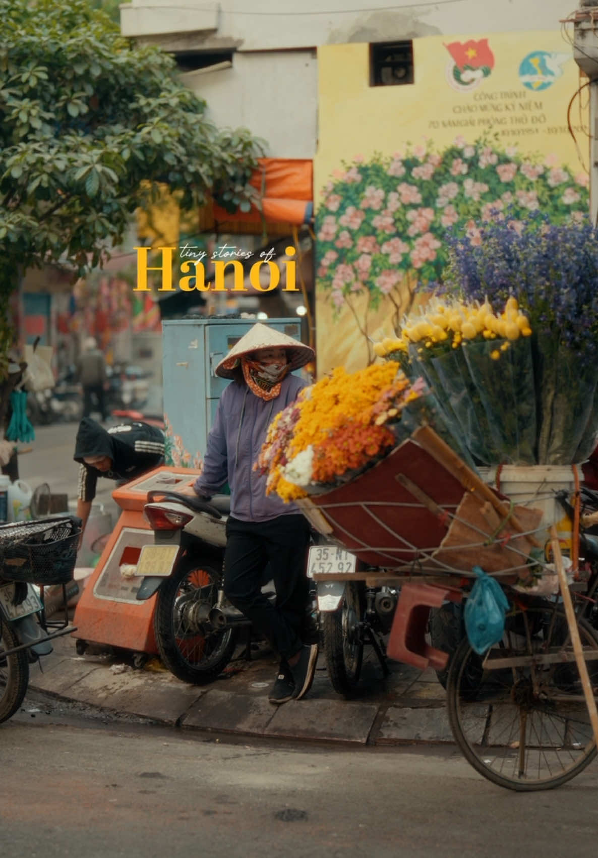 Hanoi is full of tiny stories—you just have to notice them and capture them in time. Each one is unique in its own way, and together, they create the soul of the city. 📷 Shot on Sony a7CII   🎨 Edited in Davinci Resolve #hanoi #vietnam #cinematic 