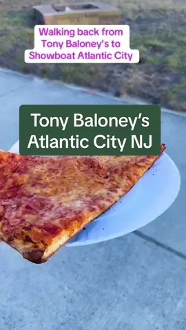 Tony Baloney’s is near the Atlantic City Boardwalk 🍕 Good pizza 