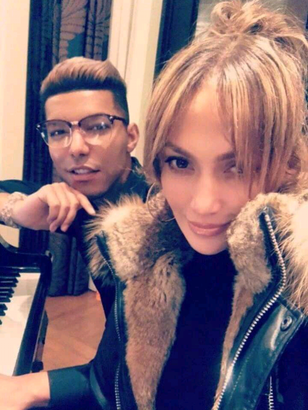 Memories🫠❤️‍🩹 2017/02/23 ☆☆☆☆☆ #jlo #jenniferlopez #jenniferlopezfan #jenniferlopezedit #jenniferlopezforever #jenniferlopez.fp #jlove #jlover #jlovers #jlopez #jlobeauty #jlosuperbowlchallenge #jlotiktokchallenge #jlofan #jlofans #jlochallenge #jlochallange #jlostyle #jlofashion #jlosuperbowl #jlothelegend #jlomakeup #jlolive