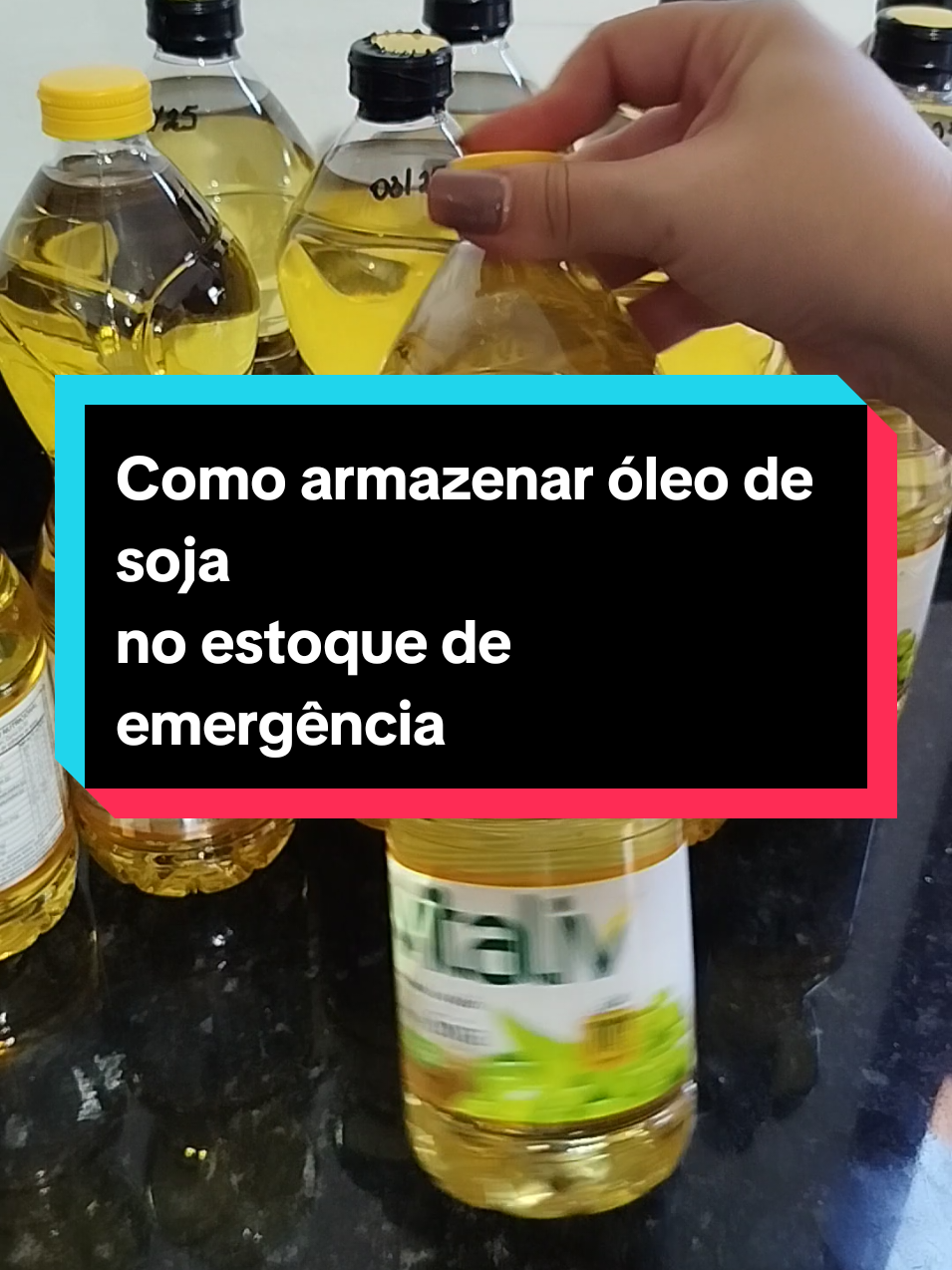 Hoje vim mostrar uma forma rápida, batata e eficaz de armazenar óleo de soja por longos períodos no seu estoque de emergência! #armazenamento #guardealimentos #preparação #sobrivencialismo #estoquedecomida #preparadores #estoque #oleodesoja #crise 