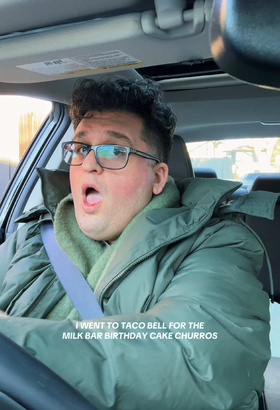 My reaction 😱 @tacobell I need those churros 😭 #tacobell #churros 