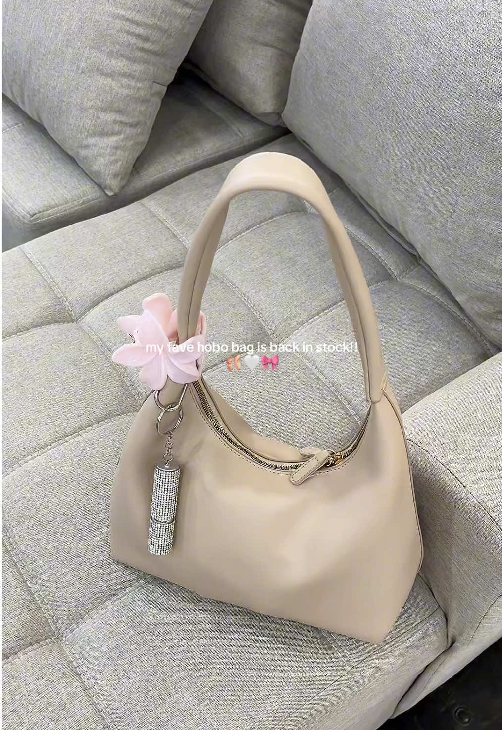 Replying to @qt recos  𐙚 ˚ finally nag restock na 🎀🫶💓🤩 #hobobag #everydaybag #bags #schoolbag #bag #shoulderbag #bagrecommendation 