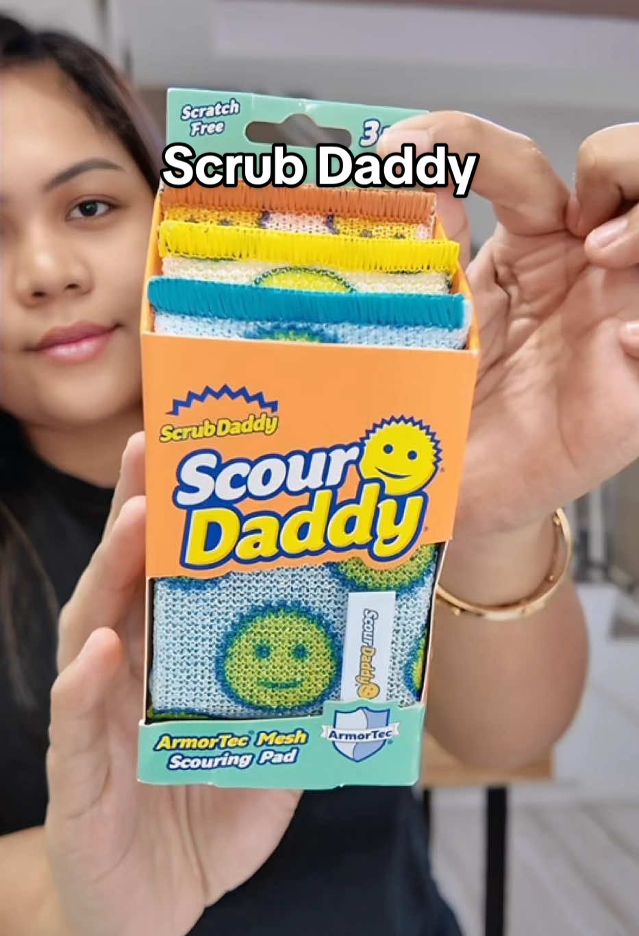 Malambot pero may gaspang effect para makalinis talaga ng hugasin! #scrubdaddy #scourdaddy #fyp #fypage 