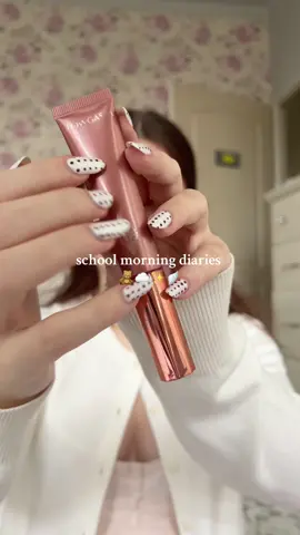 school morning diaries ☁️🪽 | tried a slightly different way of filming I hope you like it 🤍#morningroutine #schoolmorningroutine #cleangirl #aestheticvideos #stockholm #cleangirl #itgirl #fashiongirl #fashion #schoolmorning #morning #school #makeup #SelfCare #inspo #idea #OOTD #grwm #gdwm #routine #foru #fyp #blowup? @Sol de Janeiro @H&M @Diorbeauty @Rare Beauty @Charlotte Tilbury 