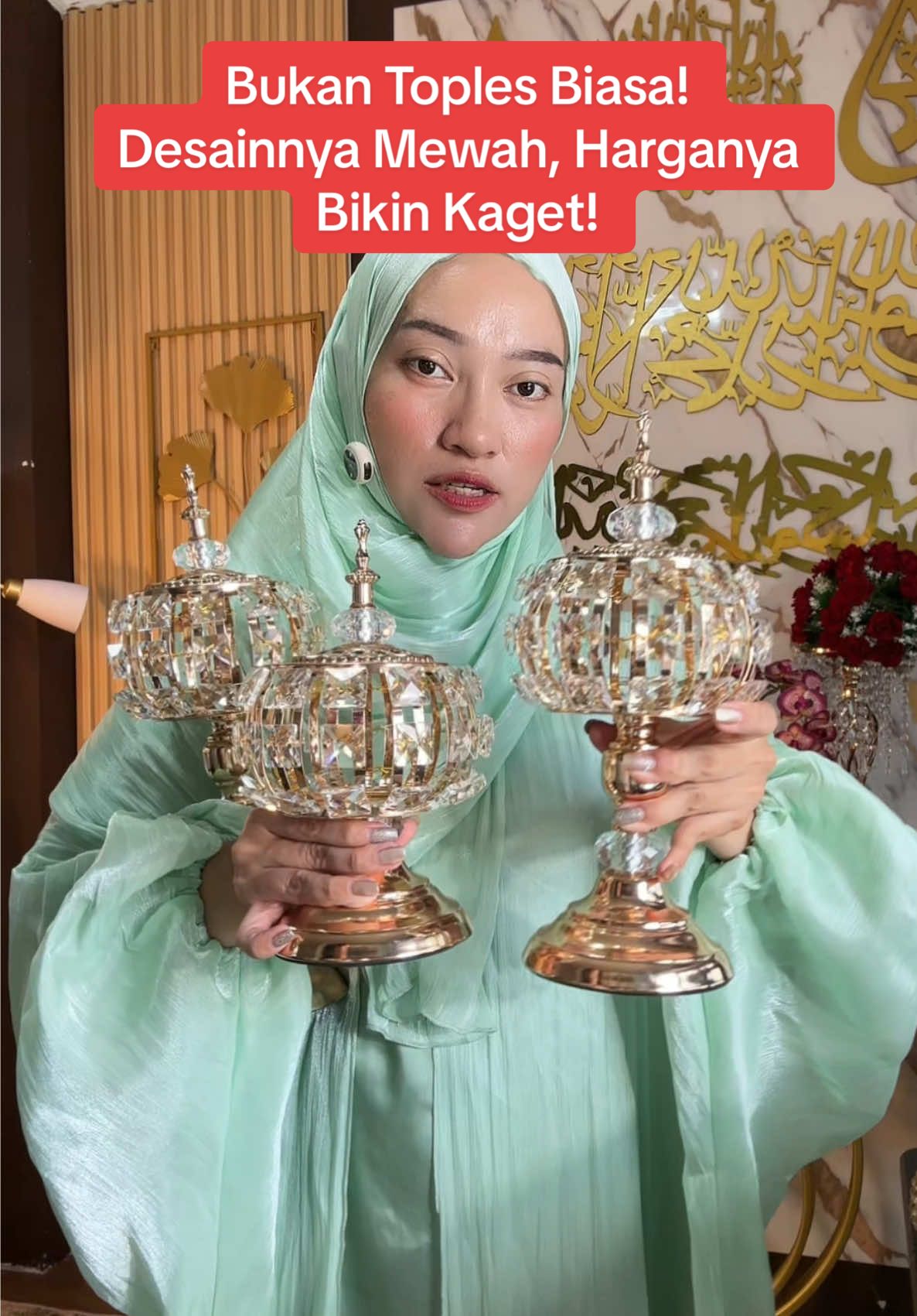 Kirain toples mahal, ternyata segini doang!✨ Bikin meja langsung mewah dengan toples kristal bentuk mahkota ini. Cocok buat lebaran, hampers, atau sekadar bikin rumah keliatan lebih classy! Siapa sangka harga cantiknya segini? Cek sekarang sebelum kehabisan!” 😍🔥 #toples #topleslebaran #topleslebaran2025 #toplesaesthetic #toplesestetik #toplessultan #toplesmewah #toplessnack #toplesmurah #topleskuekering  #wibgajian #Gebyarbelanjafebruari #cuantanpabatas #ramadanekstraseru 