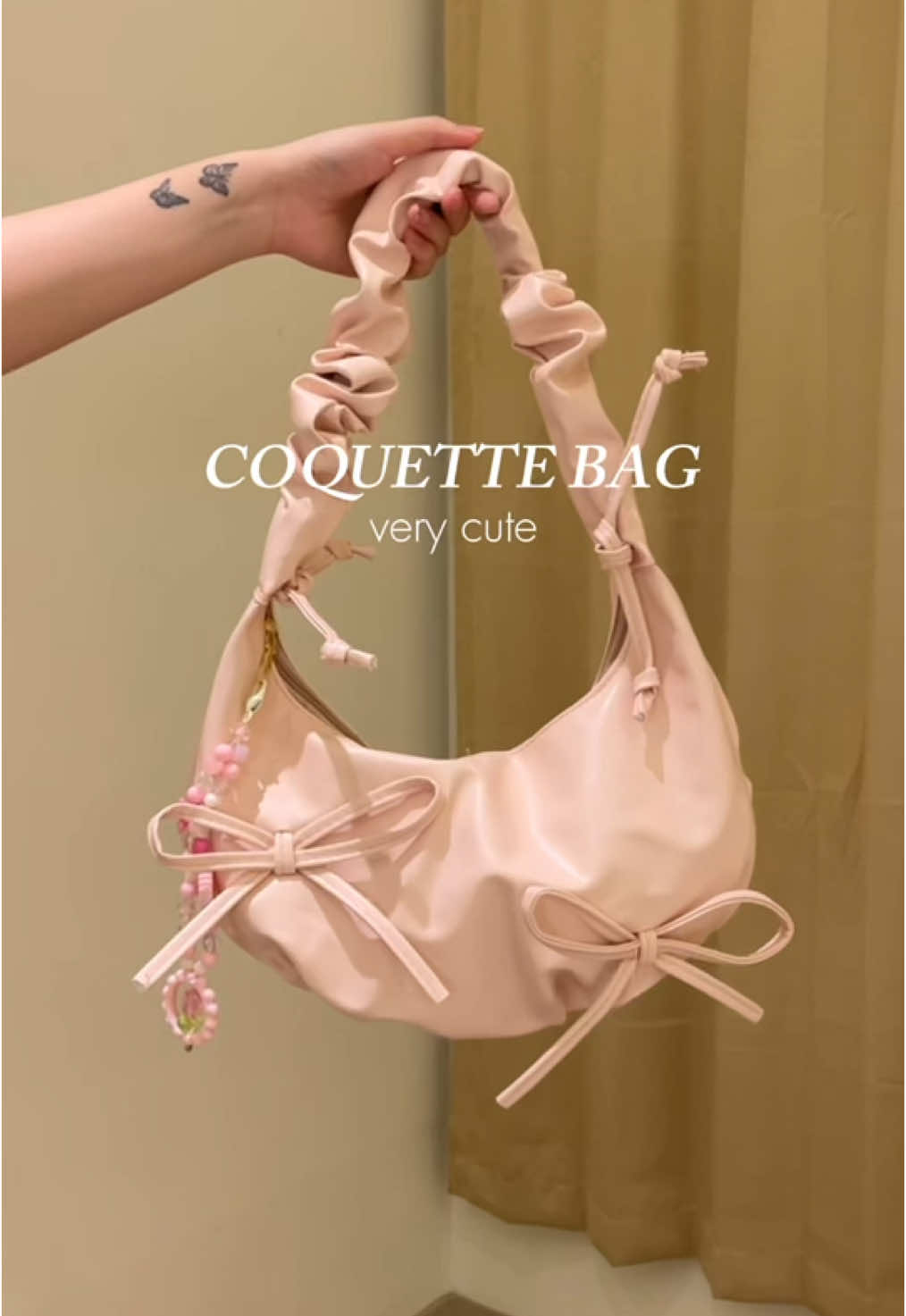 No wayyy, it's so cuteee🎀🤍 #fyp #foryou #foryoupage #bag #slingbag #coquette #pink #coquettebag 