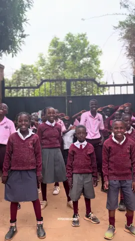 School happiness 🤩 let’s enjoy this beautiful dances because it’s a blessing Wednesday ❤️🥰🥰🤣 #share #viralvideos #tiktokviral #funny #trendingvideo #explore #tik_tok #follow 