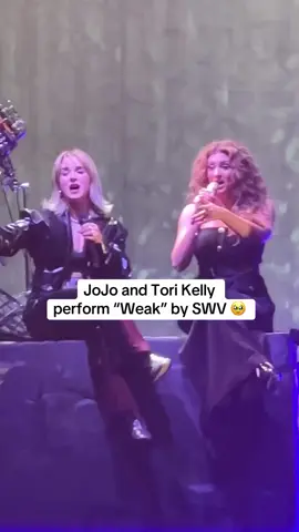 Jojo & Tori Kelly singing “Weak” by SWV 😍 #theyhavetherange #jojo #fyp #torikelly 
