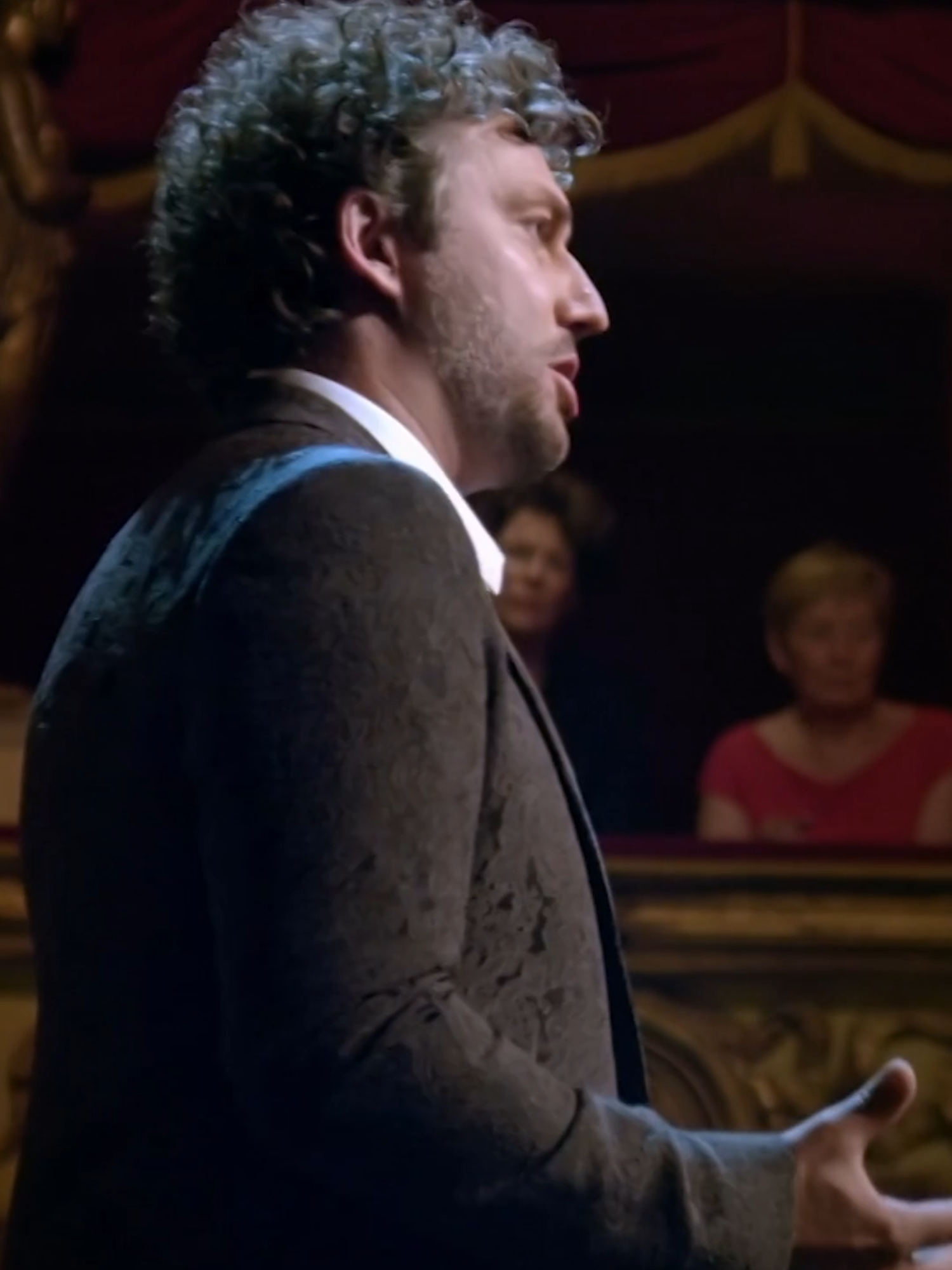 just Jonas Kaufmann doing what he does best✨ #classicalmusic #opera #parlapiupiano 