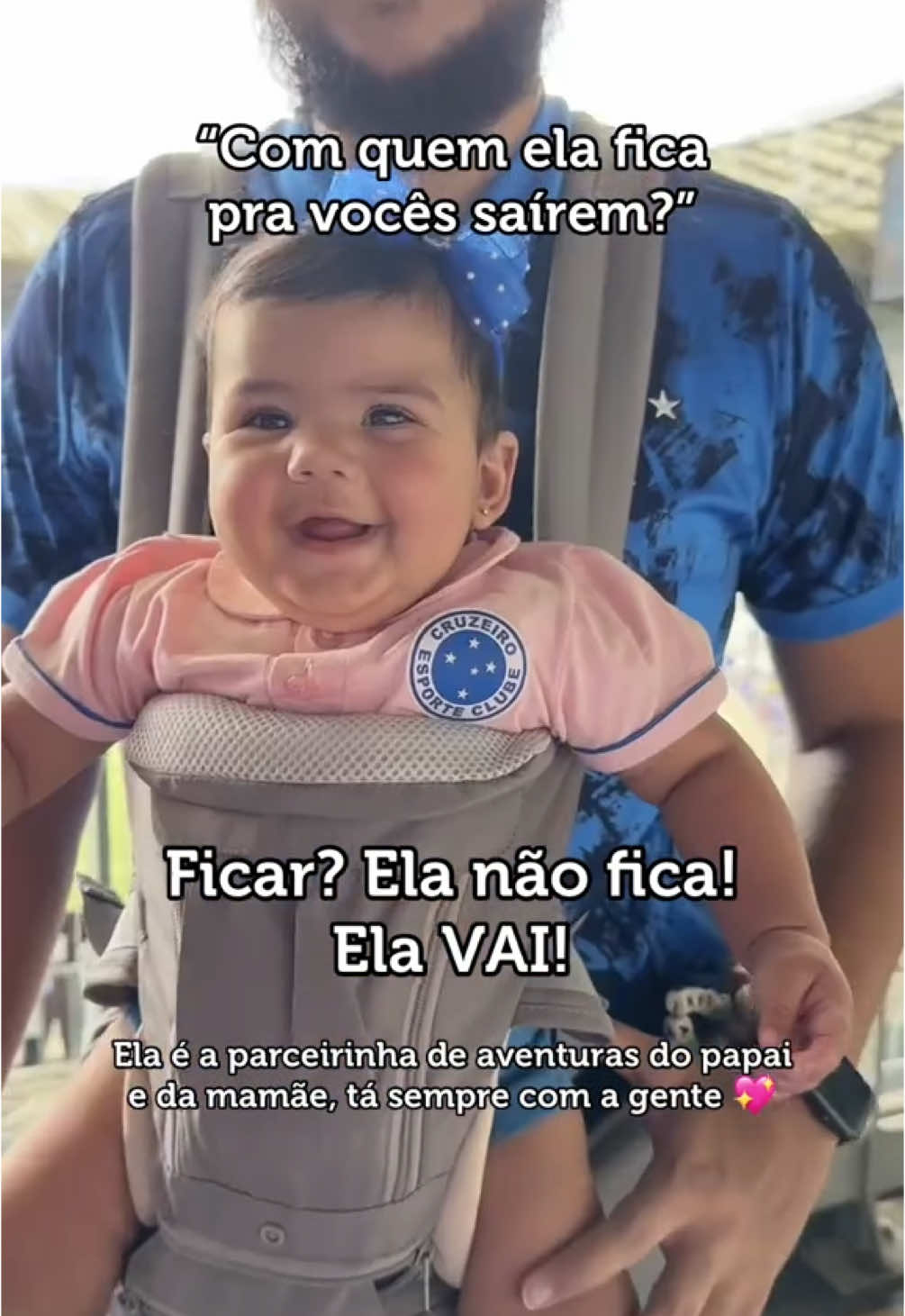 Já pensou no quão extraordinário é assistir alguém descobrindo o mundo pela primeira vez?  Esse é só o começo das nossas aventuras, filha! 🤍 #viagensincriveis #viajarbarato #viagemcombebe #viagemcomcrianca #viajarcombebe #viajardeaviao #milhasaereas #milhasecartoes #foryou #fyp #paiefilha 