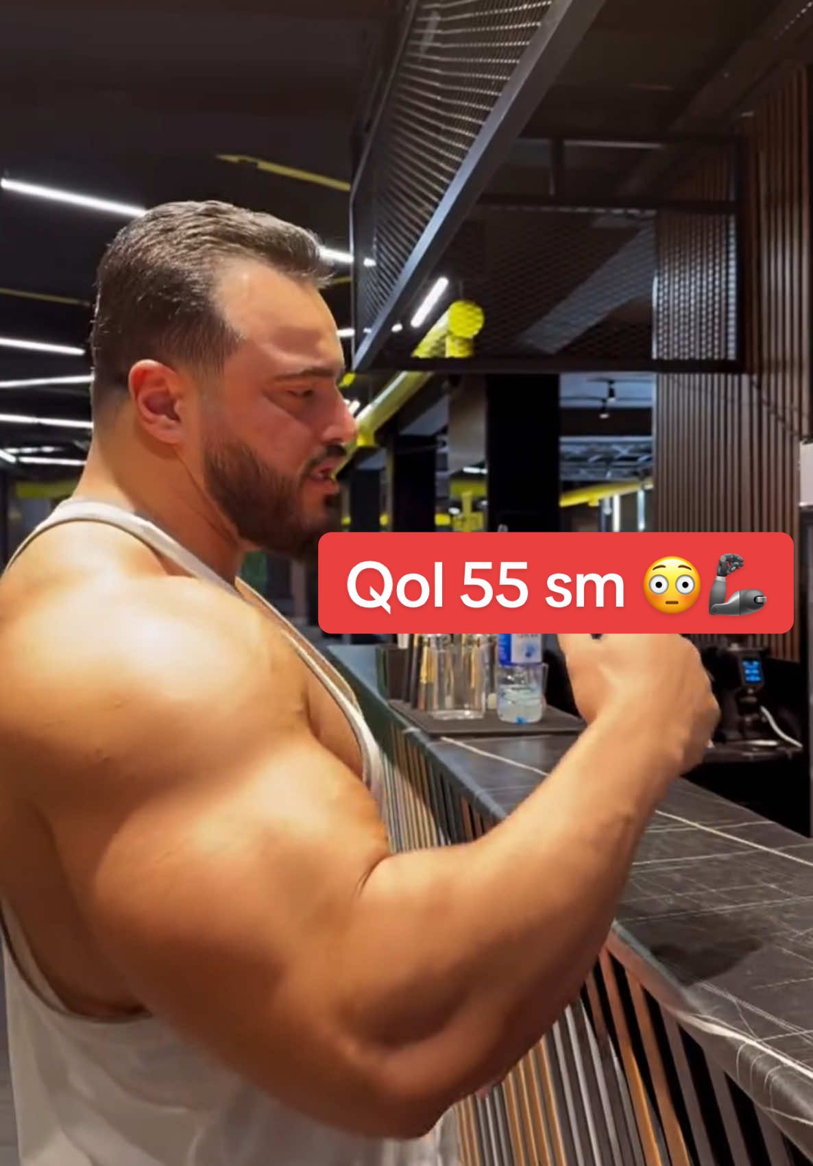 Bəs sənin qoluvun ölçüsü diametri neçə sm? 😅🦾 #Fitness #protein #massa #ariqlamaq #keşfet #vitamin #idman #məşq #pəhriz #kökəlmək #diyet #zal #keshfet 