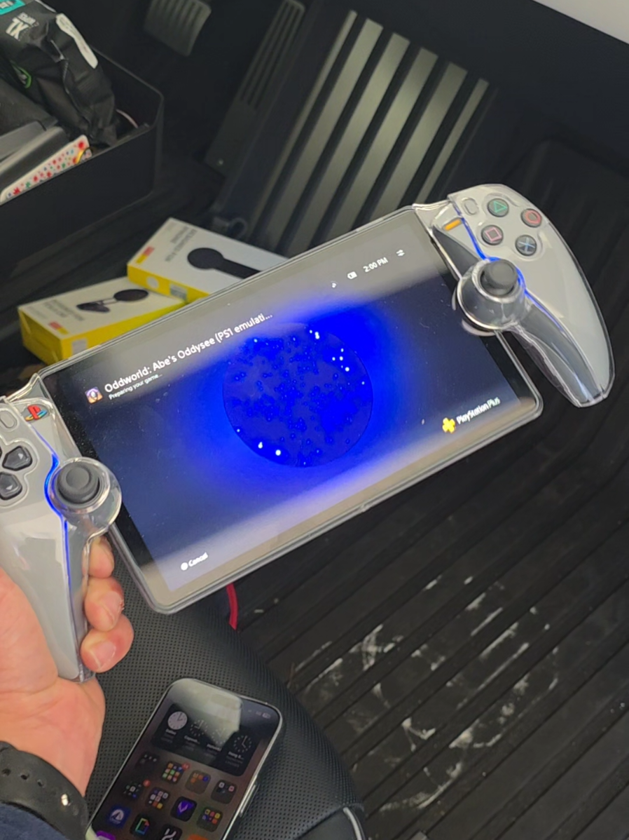 Taking the #PSPortal on the road for some cloud gaming! #kahlatalk #kahlatech #kahlagaming #fypシ #playstationportal 