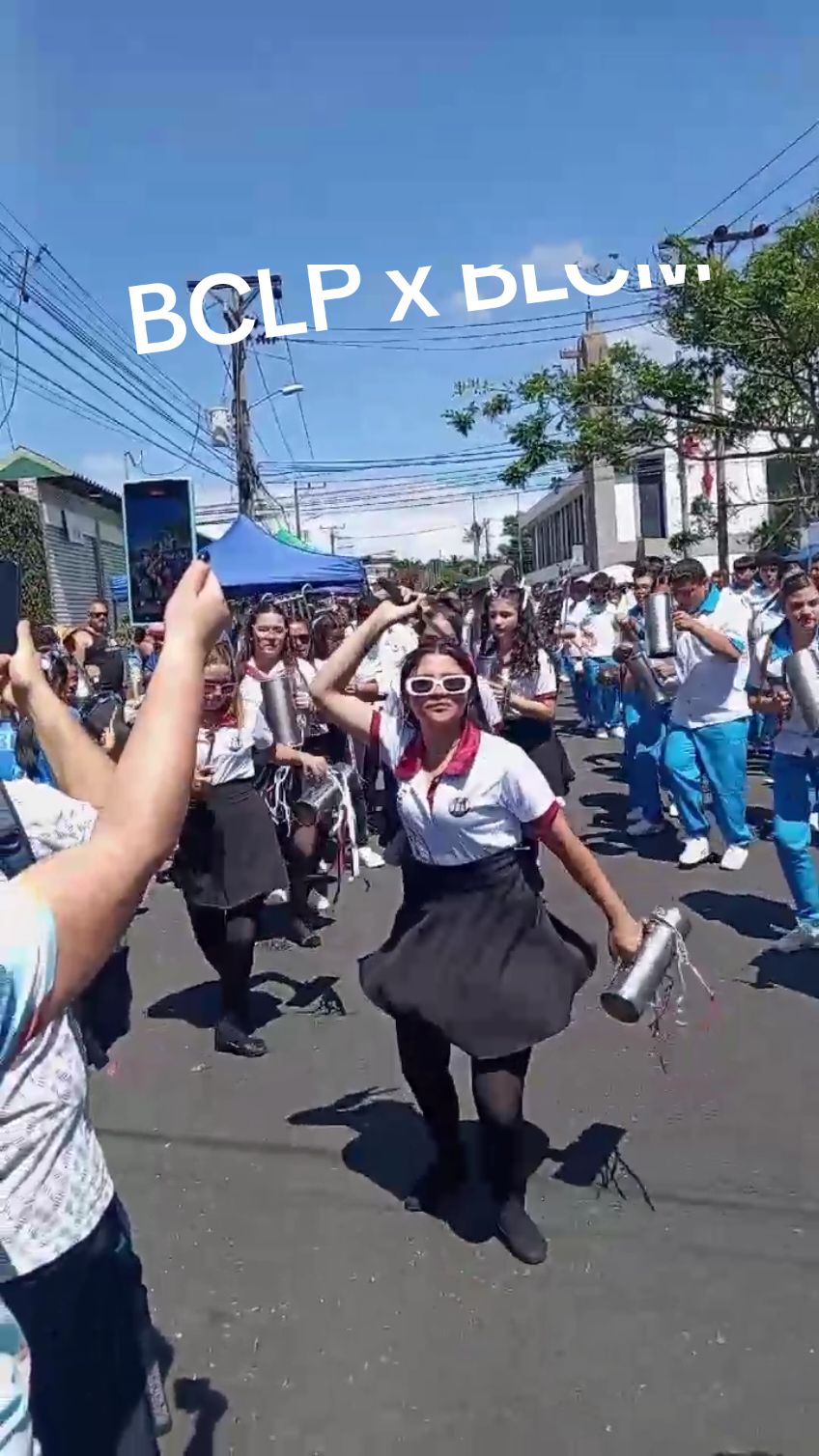 Gracias Río Segundo El día de hoy tuvimos la dicha de compartir escenario con @BLCM  y su director Juan Pablo Cubillo en una presentación muy especial en Río Segundo de Alajuela. Las dos bandas se unieron para interpretar piezas juntas, creando una experiencia musical única y llena de magia. Queremos agradecer profundamente por hacer posible esta colaboración tan significativa. ¡Un agradecimiento a todos los involucrados y al público por ser parte de este gran momento! Tambien a los chicos de la Banda Ritmo Latino Alajuelense y la Banda Distrital de Turrucares por unirse, con música, baile y buena vibra! #bandaslatinasdecostarica  #bandaslatinas  #bandasdecostarica  #costarica  #percusionista  #BCLP  #bandalatina 