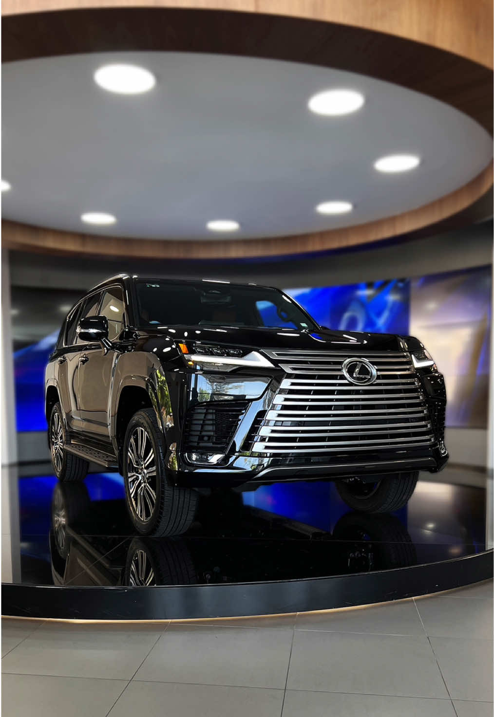 ¡Lexus LX700 Hybrid 2025 Entrega Inmediata! 🔥 Unidad disponible: Color Blanco con interiores en Negro Twin Turbo V6 Hybrid 457hp, AWD, 10 velocidades Precio Total $2,450,900.00 MXN ¡Llámame que no te la ganen! 33 3302 6642 #Lexus #lexuslx700hybrid  #viral #luxury #luxurycars