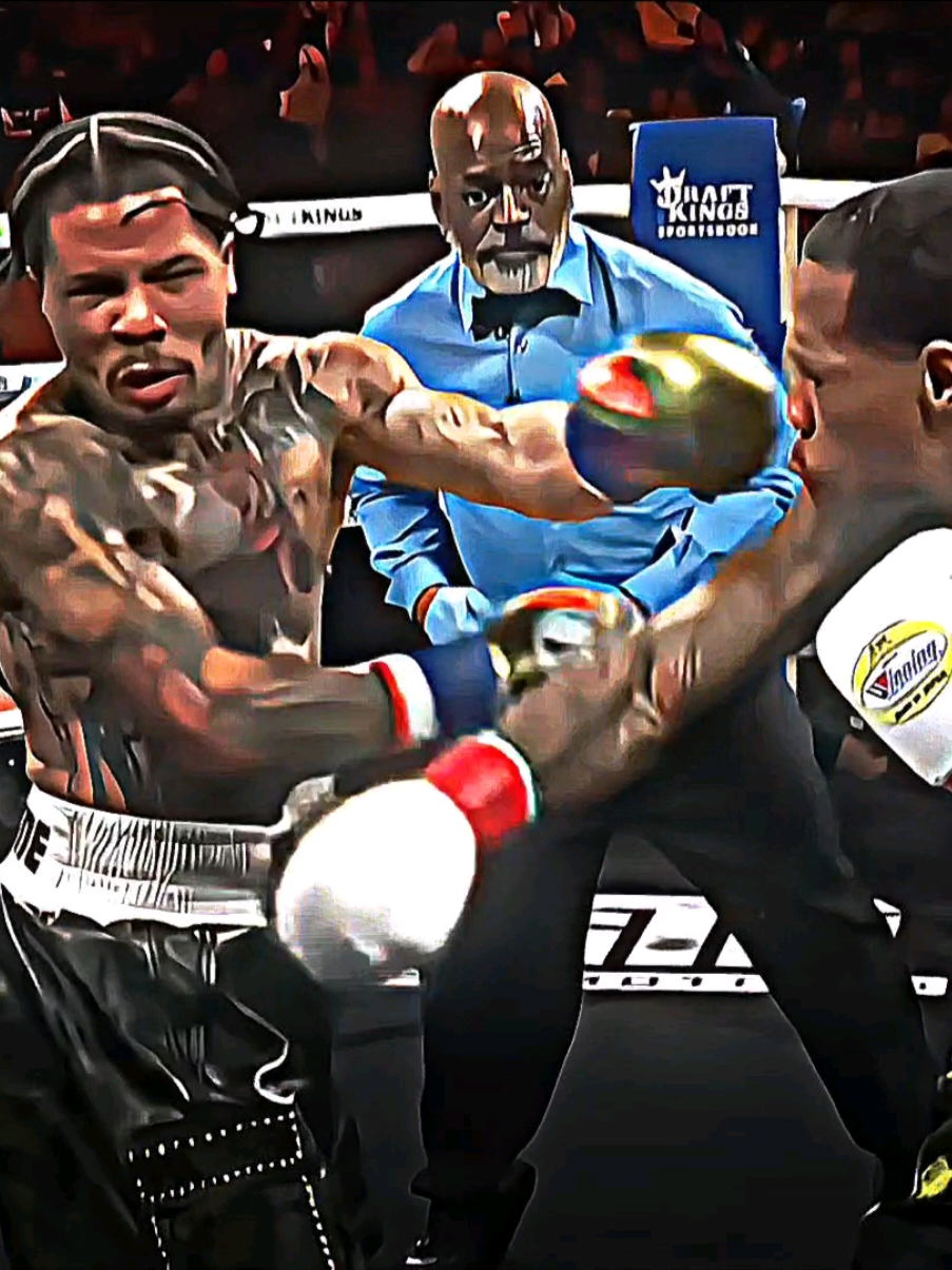 Tank took it personally🥶🥊 #gervontadavis #tankdavis #lamontroach #boxing 