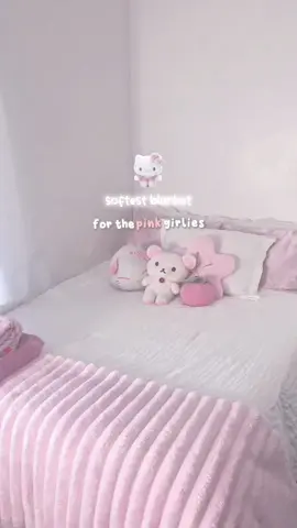 this is a bedroom must-have ! 🤍🧸🌸 #fyp #cozy #bedroom #bedset #decor #pink #blanket #fluffy #wonyoungism #kawaii #sanrio #korilakkuma #aesthetic #RoomTour #tiktokmademebuyit #tiktokshop #blackfridaydeals #dealsforyoudays 