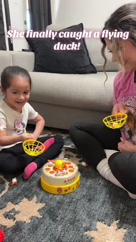 This girl can play this all day 😂 make it educational by having your littles count the amount of ducks they catch 🦆 #duckgame #gamesforkids #motherhood #ttsdelightnow #giftguide #ttslevelup #springtok #toddlergames 
