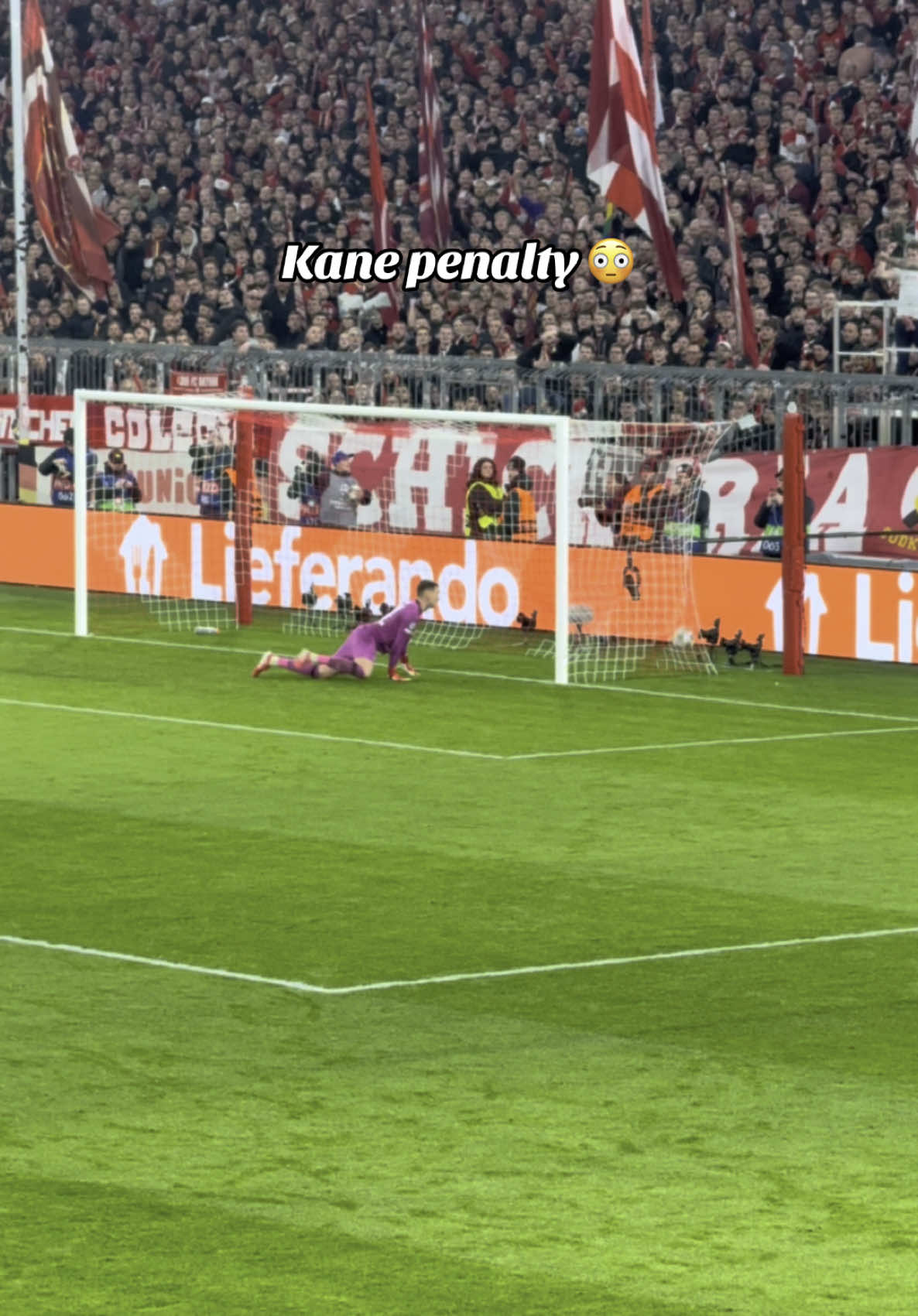 Was ein Tor von Kane 😳 #england #virale #viral_video #live #foryouu #chanpionsleague #champions #uefachampionsleague #fan #fcbayern #fcbayern #bayern #bayernmünchen #goals #penalty #kane 