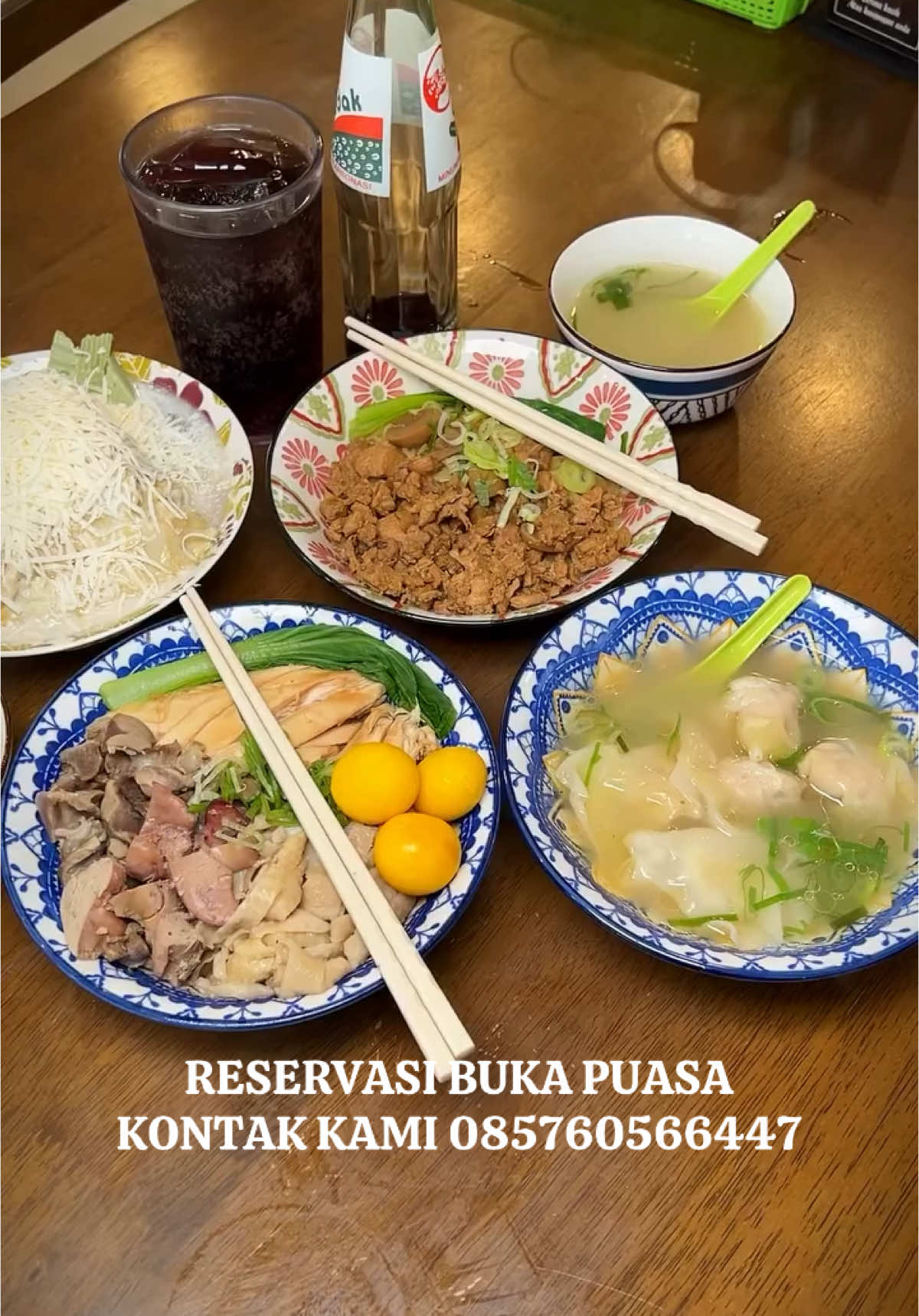 Hi penikmat bakmi lovers, maaf baru mengabarkan tentang reservasi untuk buka puasa bersama 🙏🏻 Sekarang sudah bisa ya guys, yuk hubungi tim bakmie soekadjadi sekarang 🍜 📍Central Sukajadi sebrang kolam renang 🍜 11:00-20:00 🤳🏻 RSV 085760566447 #bakmiesoekadjadi #bakmielovers #bakmienakbatam #bakmieenakbatam #bakmiebatam #batam #kulinerkotabatam #batamviral 