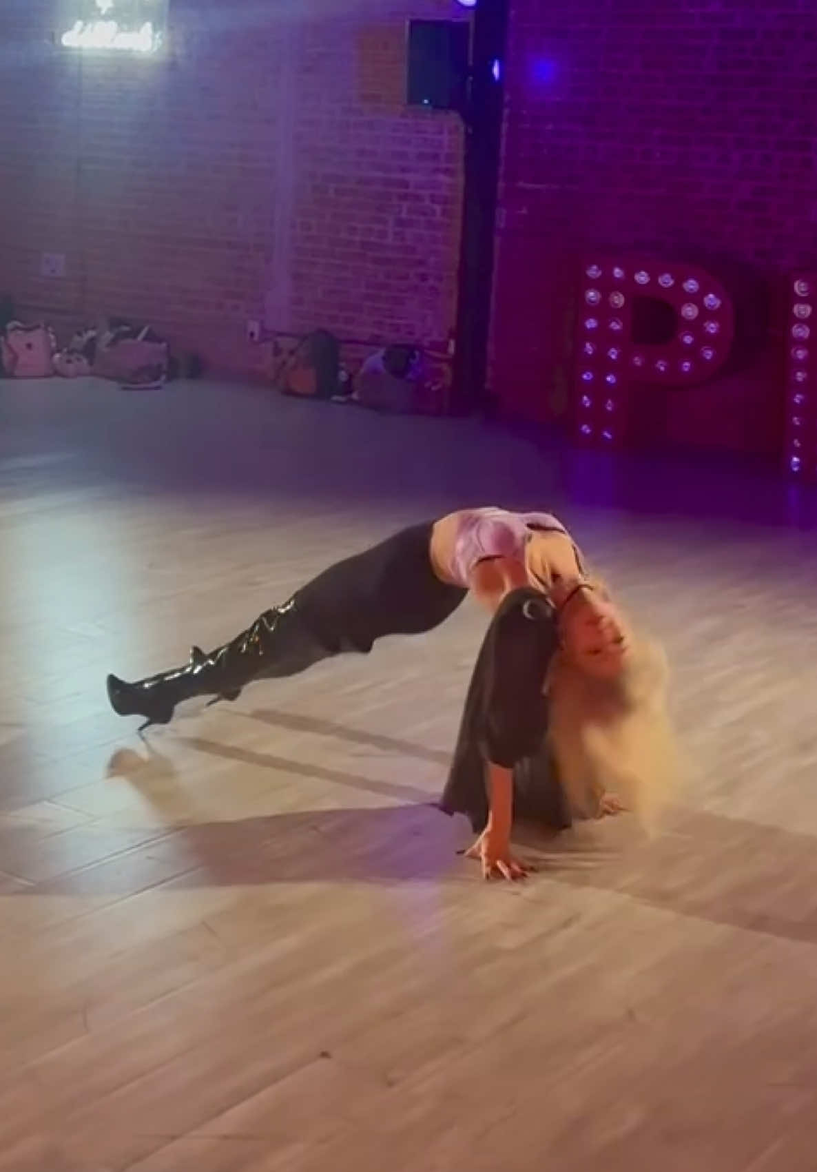 💜 Purple lace bra 💜 this was one of my most favorite dance days ever 🥹 @tate mcrae @redllama.media @PLAYGROUND LA #marissaheartchoreography #dance #heels #tatemcrae #purplelacebra #playgroundla #heartbreakheels #marisaaheart