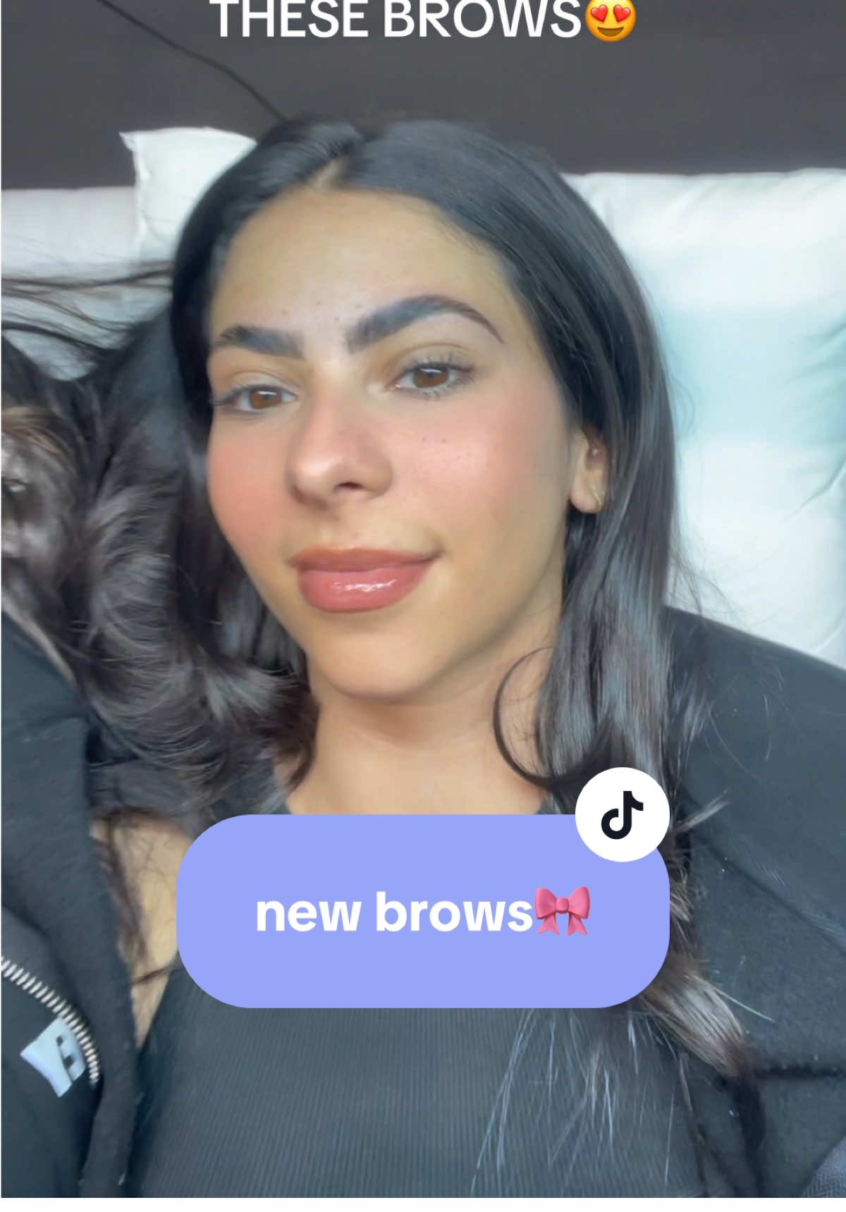 New brows, newwww me! I don’t make the rules 🤷🏻‍♀️✨ thank you💕🥰 @Jessicasbeautylab #brows #browlami #lamination #browwaxandtint #browshaping #browsonfleek #browslamination #browinspo 