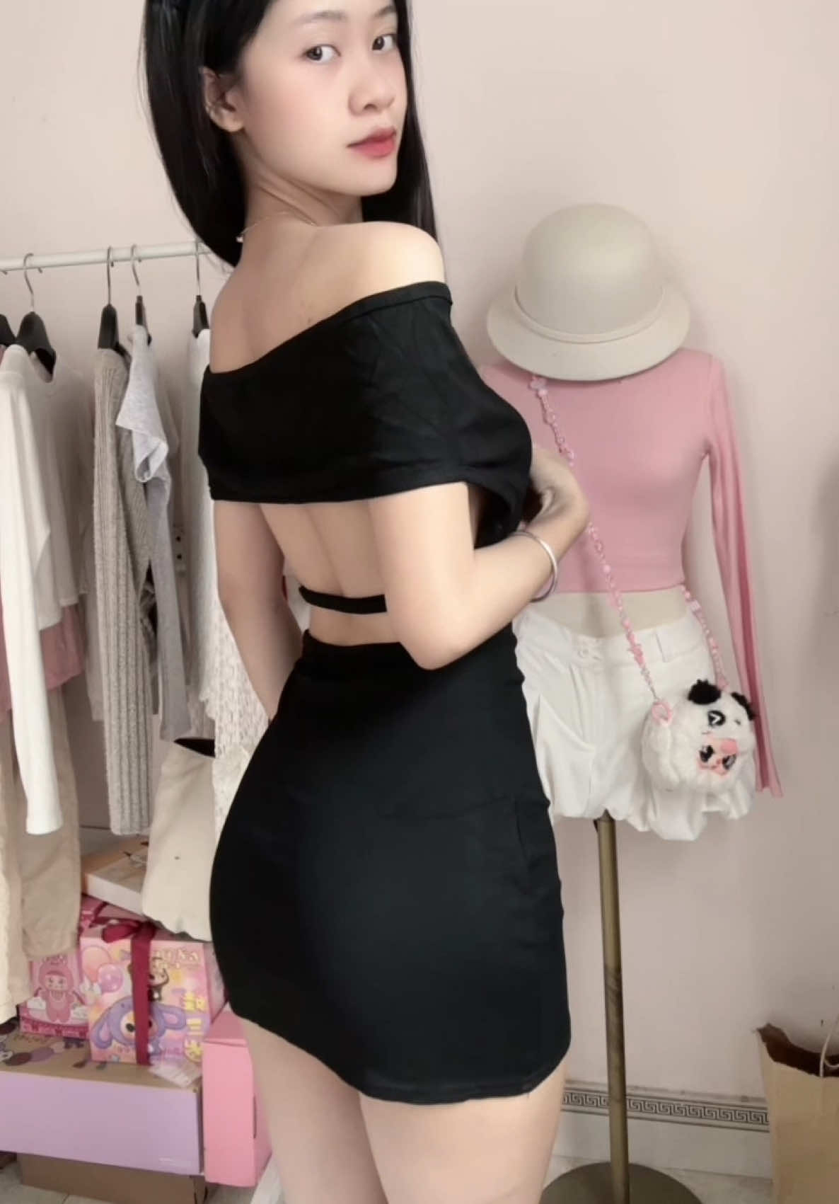 Đầm body k thể thiếu nè chị em 🥰#xuhuongtiktok #xuhuong #outfitideas #outfit 