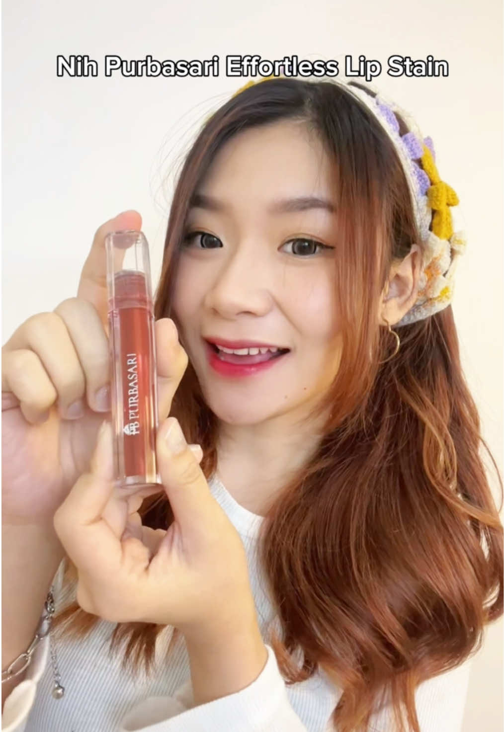 Look effortless tapi tetap fresh? Satu swipe Lipstain aja cukup buat bikin bibir merona alami 😍❤️‼️ 🎯Ramadan tetap cantik tanpa effort, langsung checkout #purbasari #ramadanekstraseru #fypp #ramadan2025 #produkpromo 