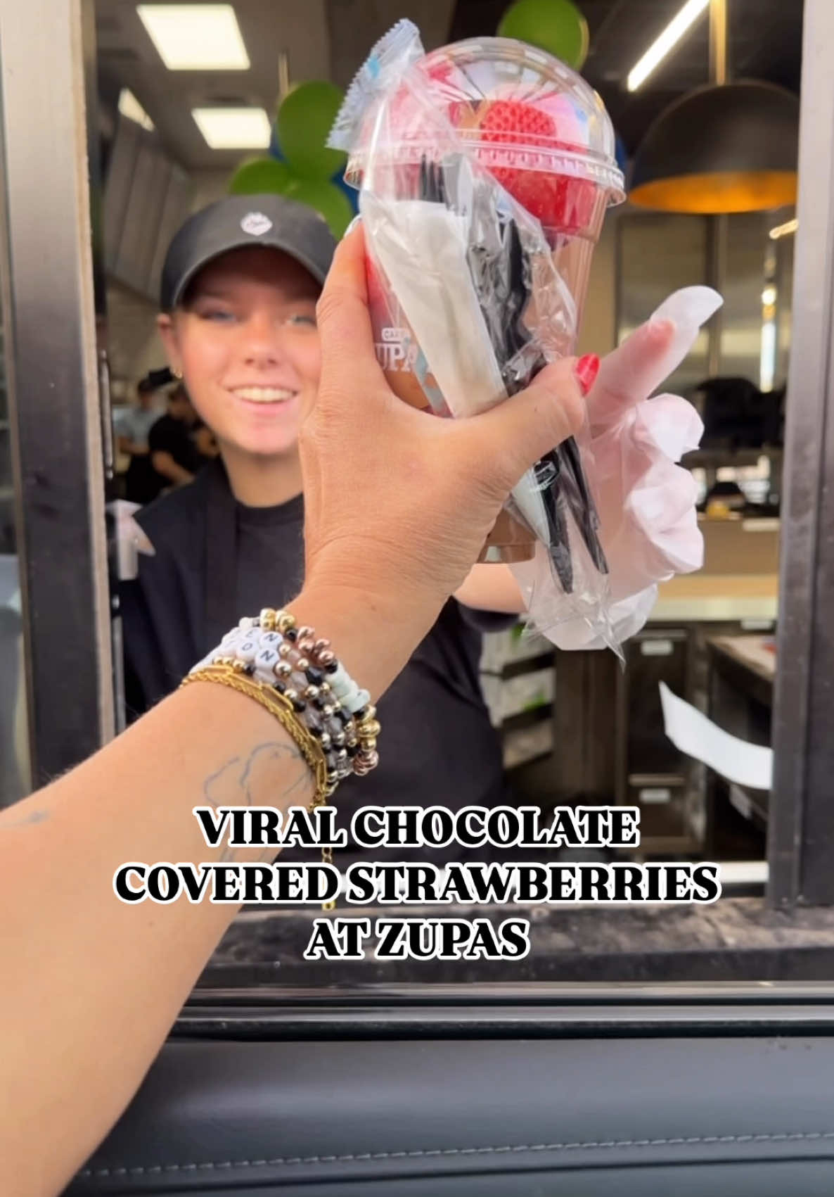 🚨PSA‼️ 🍫🍓 You can get the viral chocolate covered strawberries at your nearest @cafezupas right now! The berries are fresh and the hot melted chocolate is smothered through the cup. Let us know if you try this yummy dessert 😊  @Café Zupas  #chocolatecoveredstrawberries #strawberrycups #cafezupas #cafezupasqueencreekaz #chocolate #strawberries #viralfood #foodies #az #arizona #zupas #meltedchocolate #tiktok #fyp #fypシ #viraltiktok #viral #tiktoktoday 