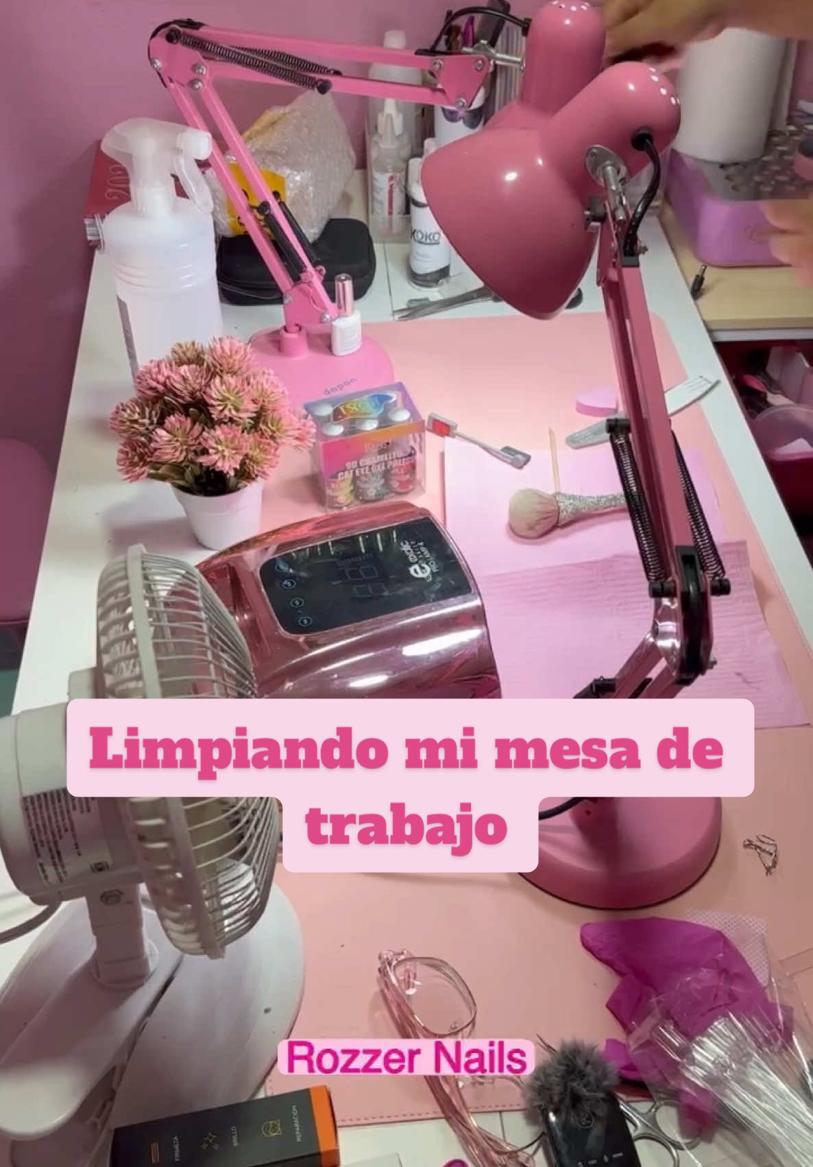 Ser creador de contenido es …grabar,acomodar ,grabar ,acomodar y se repite 🤣💅🏼💖😍#videosdeuñas #salondeuñas #salonnails #nailsart 