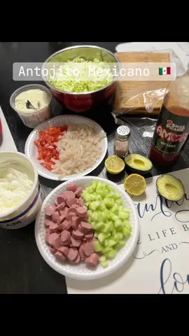 Chilindrina preparada o duro preparado….. como quiera que se le conozca es una delicia! #antojitos #Foodie #mexicansnack #mexicansnacks #chilindrina #durospreparados #duros #crema #repollo #comida #FoodTok #antojos #antojostiktok #fyp #fypge #fyp #fypnow #fypvi #teamwork #viral #tiktok #comidamexicana 