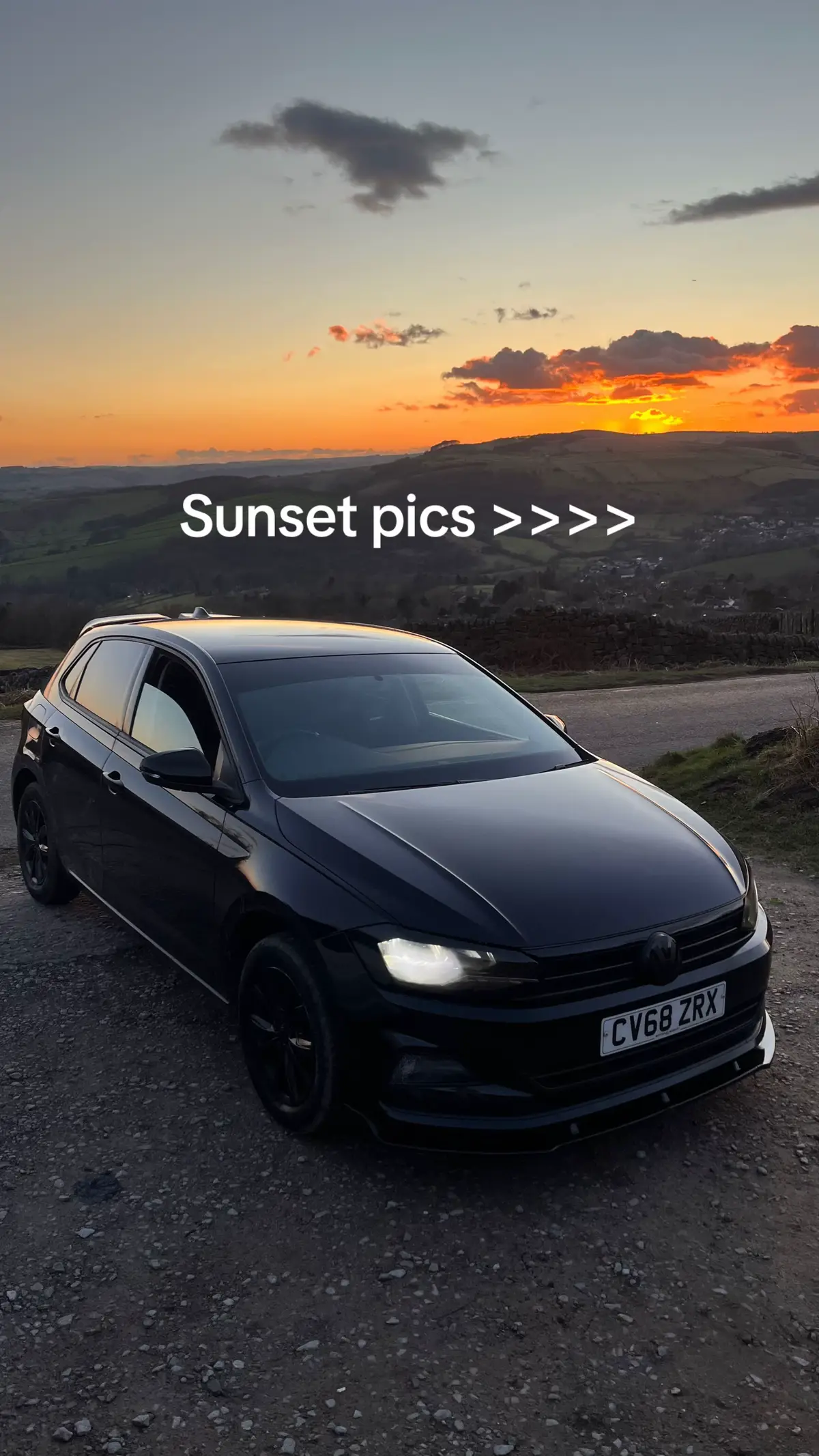 Best pics come with a veiw☀️#fyp #foyou #foryoupagee #polo #carmeets #england #uk #fyppp #fypsounds #sumer #sunsets 