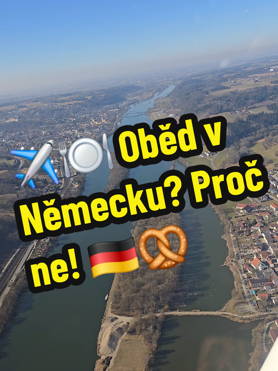 ✈️🍽️ Oběd v Německu? Proč ne! 🇩🇪🥨 Dneska je to trochu jiný pohled – doslova z ptačí perspektivy! 🦅🎥 Letěli jsme si jen tak na oběd do Německa a ochutnali jejich vyhlášené špecle se sýrovou omáčkou. 🧀🤤 A že to stálo za to! 😍 A abyste nehladověli už v letadle, o servis jsem se postaral osobně – podával jsem tortillu s kuřecím masem. 🌯🐔 Takže full service! 😎 A co že to ty špecle vlastně jsou? 🧐 Tohle německé zázračné jídlo připomíná jemné noky nebo těstoviny, které se obvykle podávají se sýrem, cibulkou nebo třeba šťavnatým masem. No prostě nebe v puse! 🤩🔥 📢 Kdo by letěl s náma příště? ✈️ Kdo už špecle měl? A co jste na ně říkali? Pište do komentářů! ⬇️💬 #fypシ #fyp #zabava #zivot #jidlo #vylet #letadlo #cestovani 