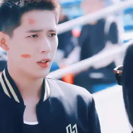 😂😂😂#youkuofficial #fallingintoyou #cdrama #cdramaedit #cdramafyp #xyzbca #movie #foryoupage #chinesedrama #fyp 