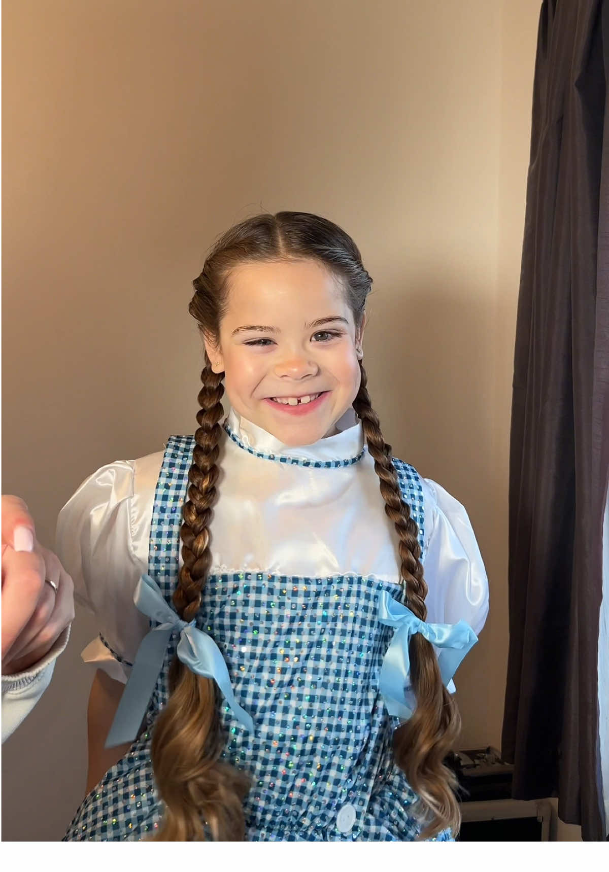 My little Dorothy #worldbookday #worldbookdaycostume #wizardofoz 