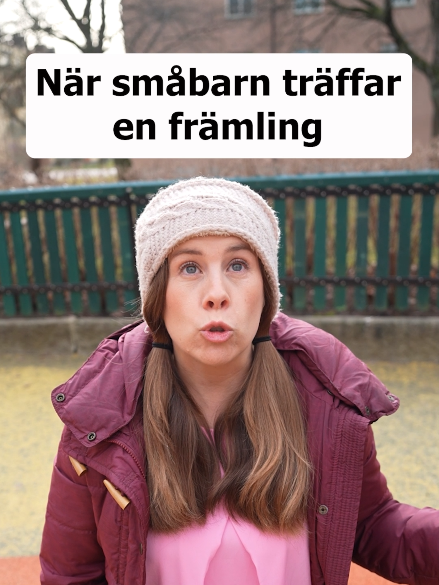 Är det bara jag som är livrädd för det här barnet i omklädningsrummen? 😂 Med bästa @bergjohanna ❤️ #humor #småbarn #barn #fyp