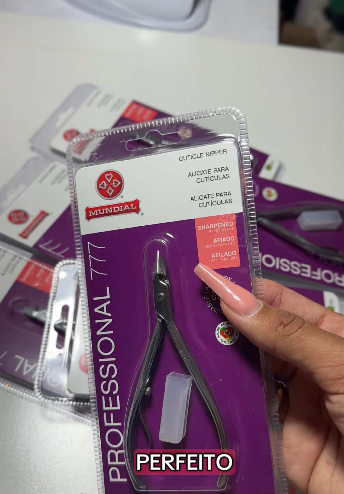 Achei a loja Perfeita na shopee que Revende alicate no precinho 😻🔗  . . . #achadinhoshopee #dicashopee #alicate777 #proficional #nailsdica #achadinhonails 