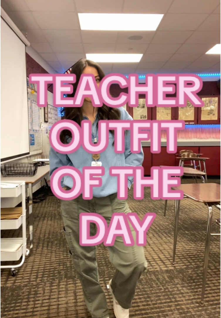 Comfy and cute today #creatorsearchinsights #teachersoftiktok #teacheroutfit #teacherootd #outfit 