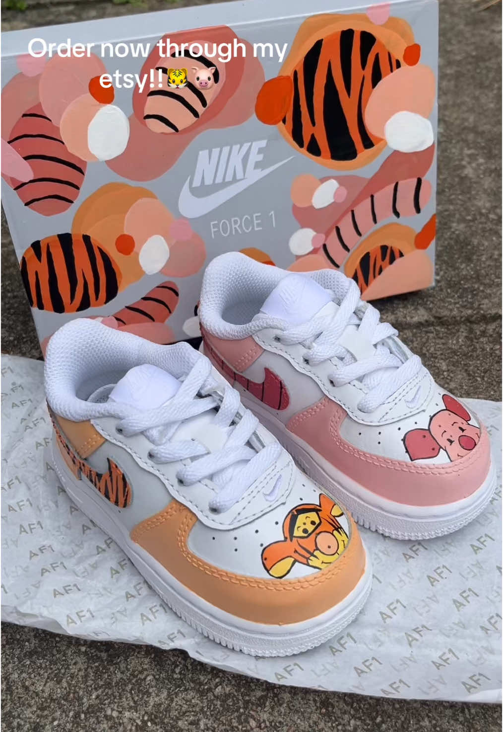 Linked in bio!!💖🦋🪩🍒🌃