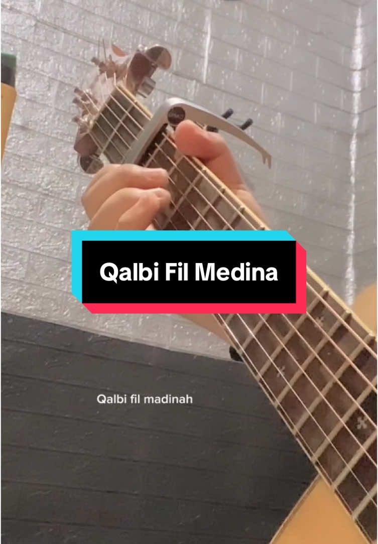 tercandu-candu sama lagunya @Maher Zain @Harris J #qalbifilmedina #fingerstyleguitar 