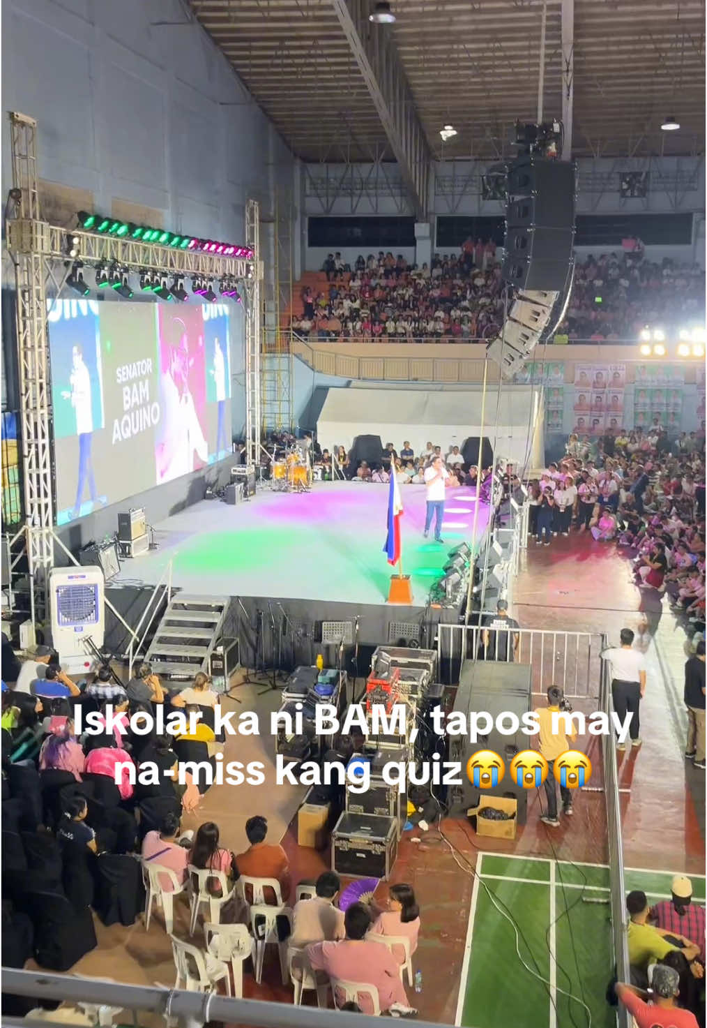 Nasa kalagitnaan kami ng rally at si Sir BAM ang nasa stage, tapos bigla niyang naalala may quiz pala siya pero due na😭😭 #kikobam2025 #fyp #iloilo 