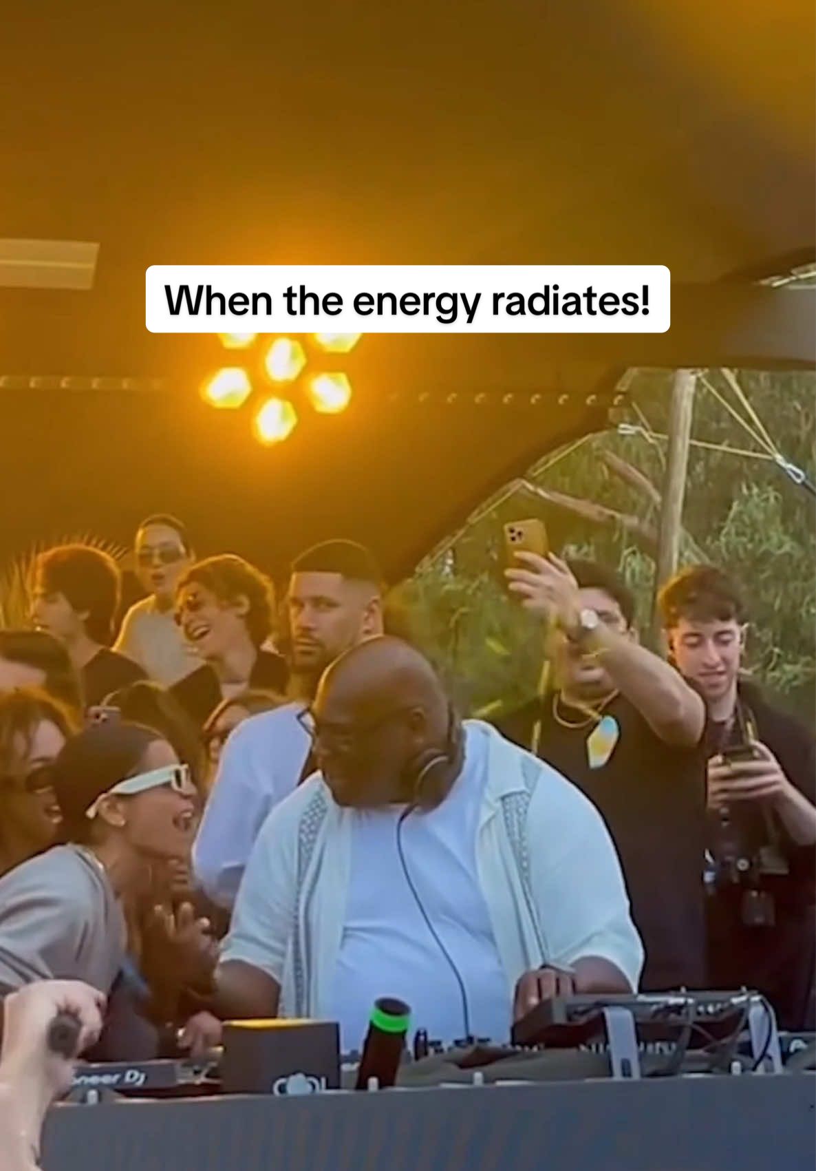 That rhythm, the energy, the crowd. It's in the air! #carlcox #ohyesohyes